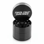 Santa Cruz Shredder – Hanf-Grinder 4-teilig