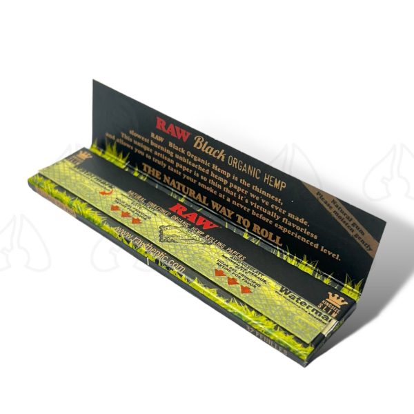 RAW Black King Size Slim – papel de fumar ultrafino sin blanquear