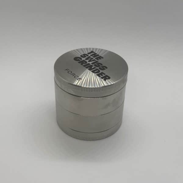 Swiss Grinder Force – premium-rouhin ruostumatonta terästä – kuivayrteille Swiss Grinder Force – premium-rouhin ruostumatonta terästä – kuivayrteille
