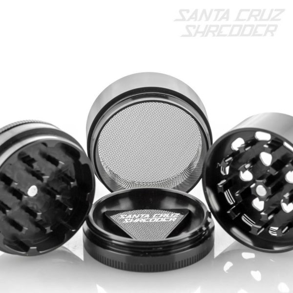 Santa Cruz Shredder – grinder 4 parties – broyeur à herbes sèches