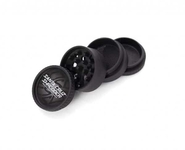 Santa Cruz Shredder – Młynek konopny 4-częściowy – grinder do suszu