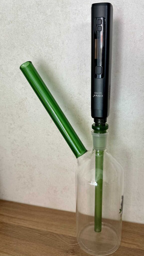 X-MAX V4 Pro verdamper - glazen mondstuk met waterpijp adapter